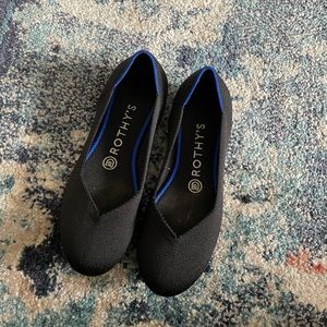 Rothys "The Flats" Round Toe Slip On Flat Shoes 7